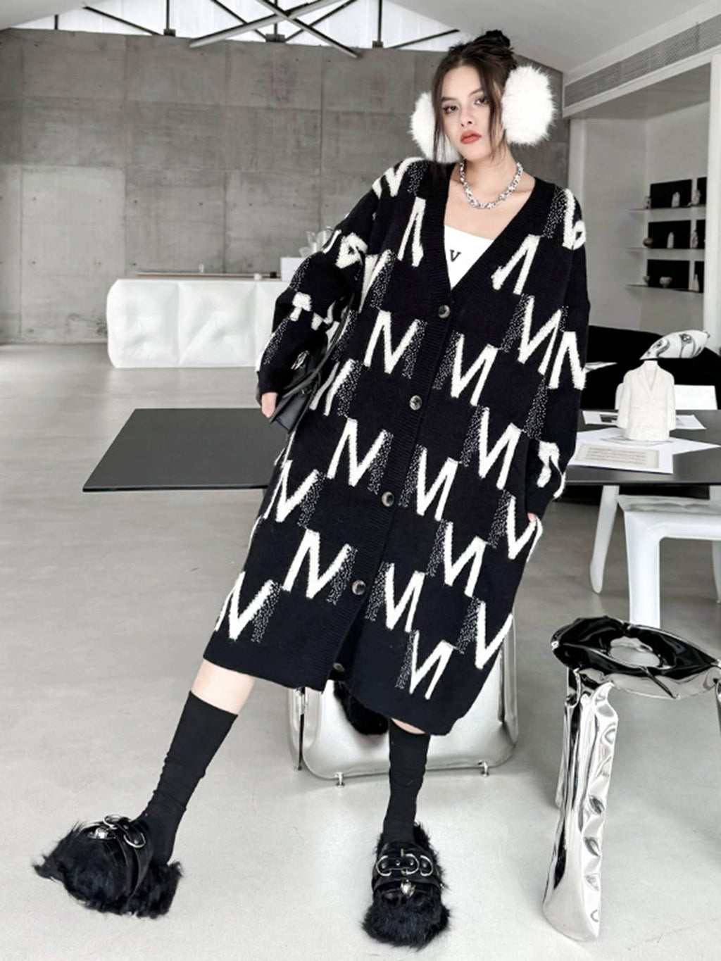 エムパターンロングニットドレス