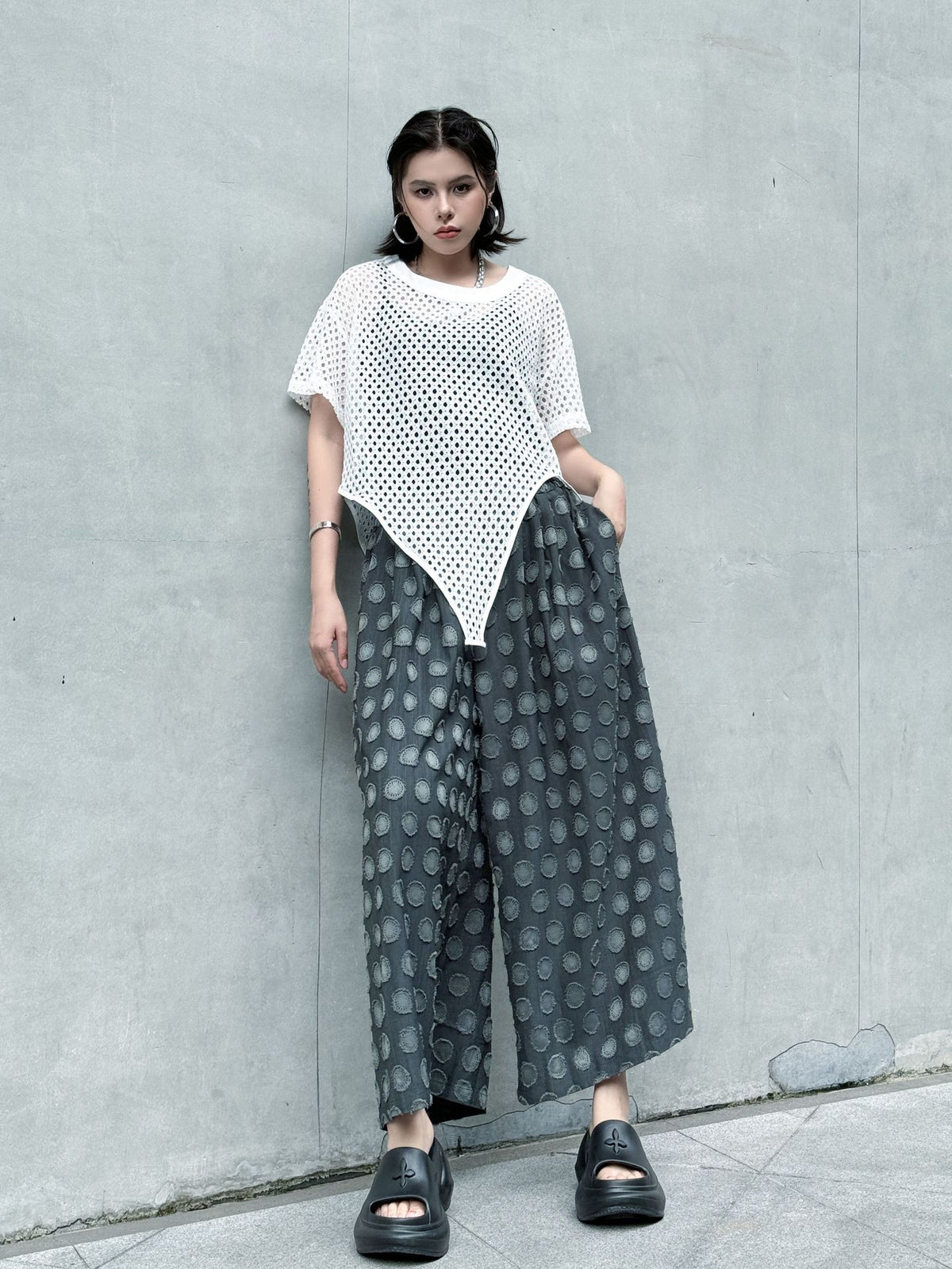 Mesh front cut top 