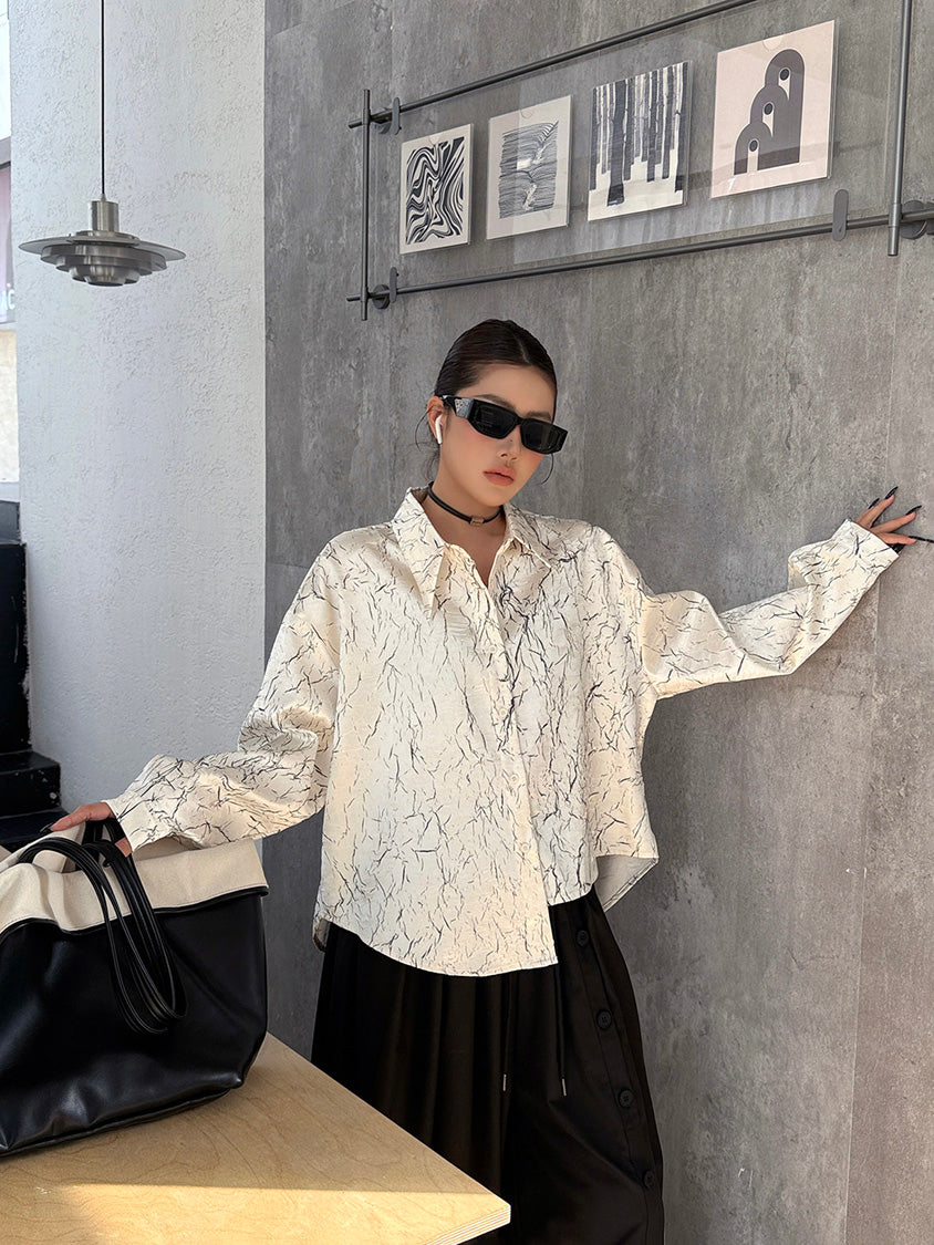 クラックプリントモードブラウス
