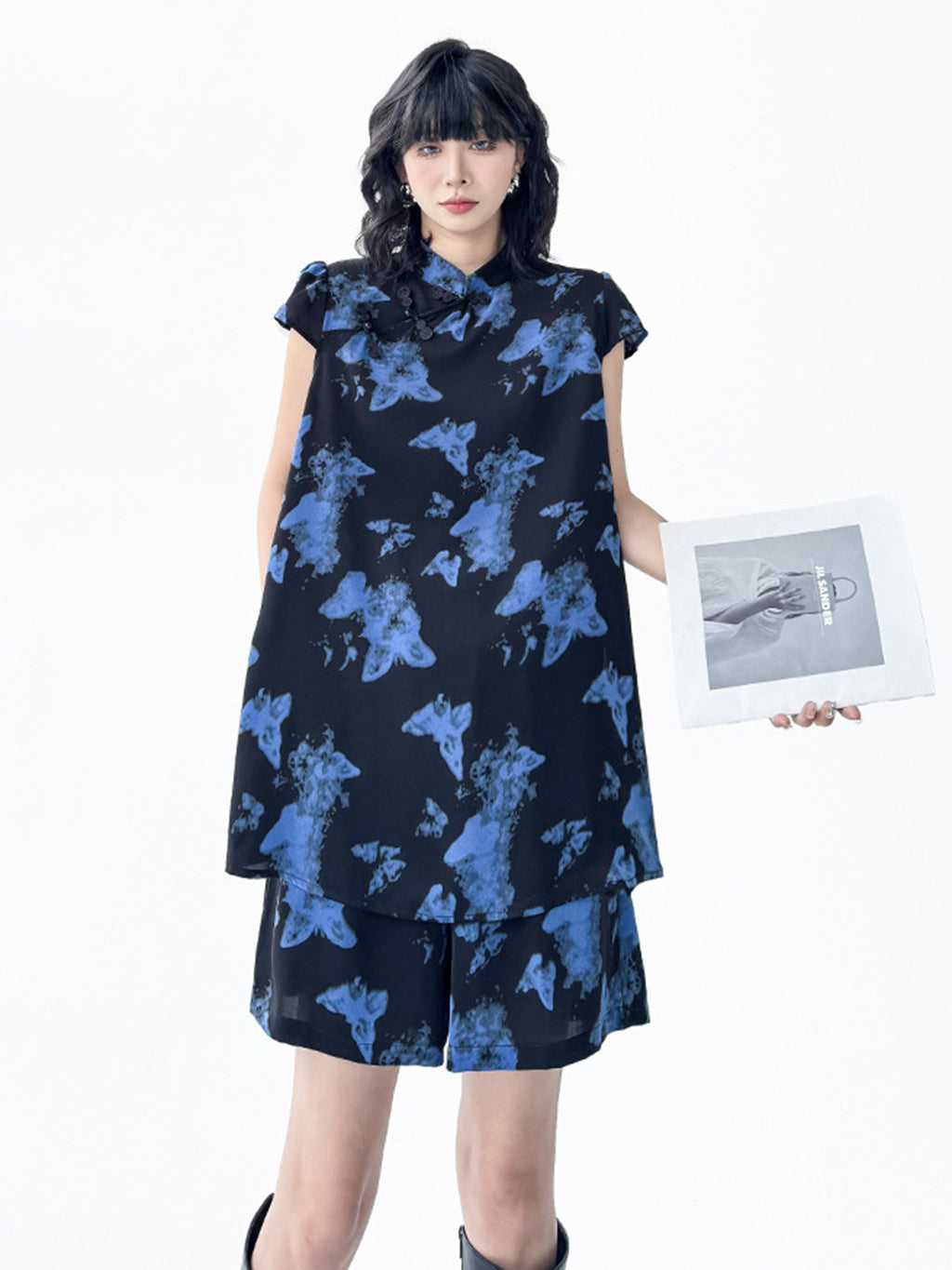 Butterfly pattern top and shorts 