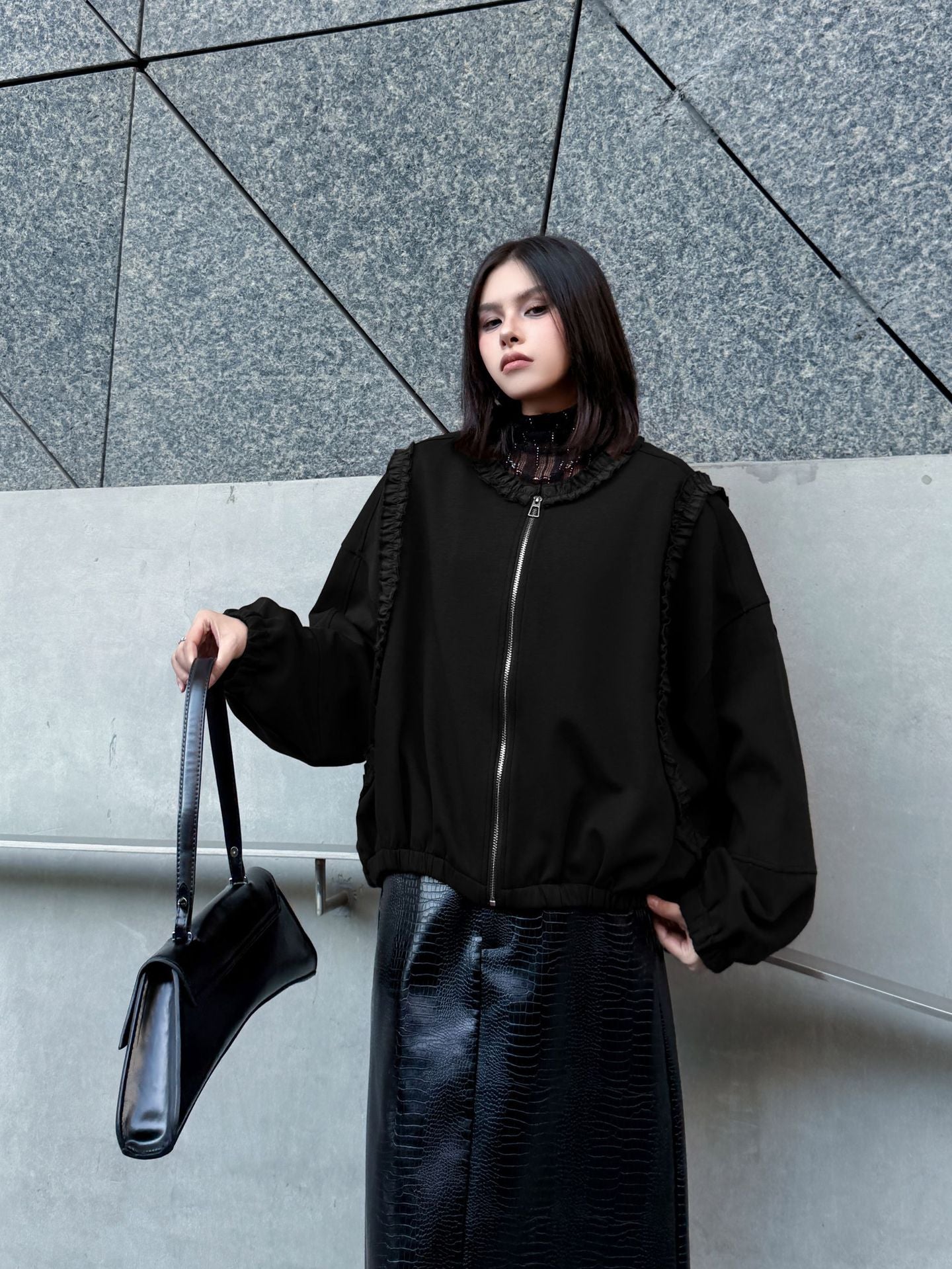 フリルジップアップジャケット