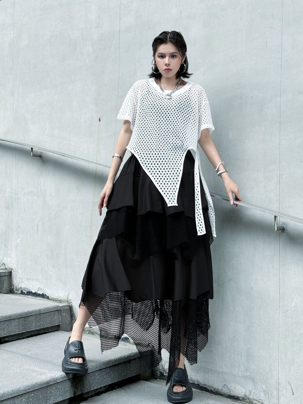 Mesh front cut top 