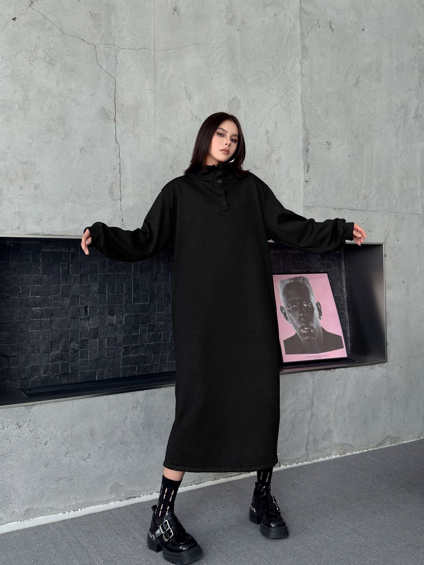 ハイネックボタンロングドレス