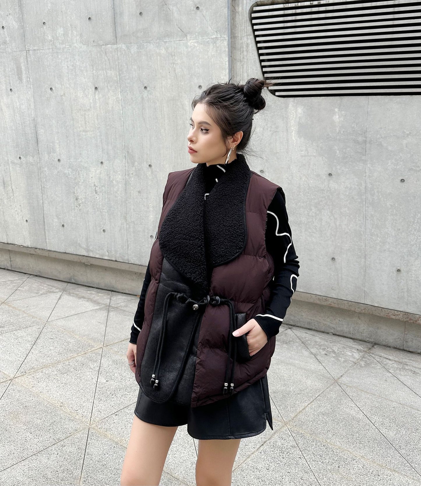 シープカラーブロックダウンベスト