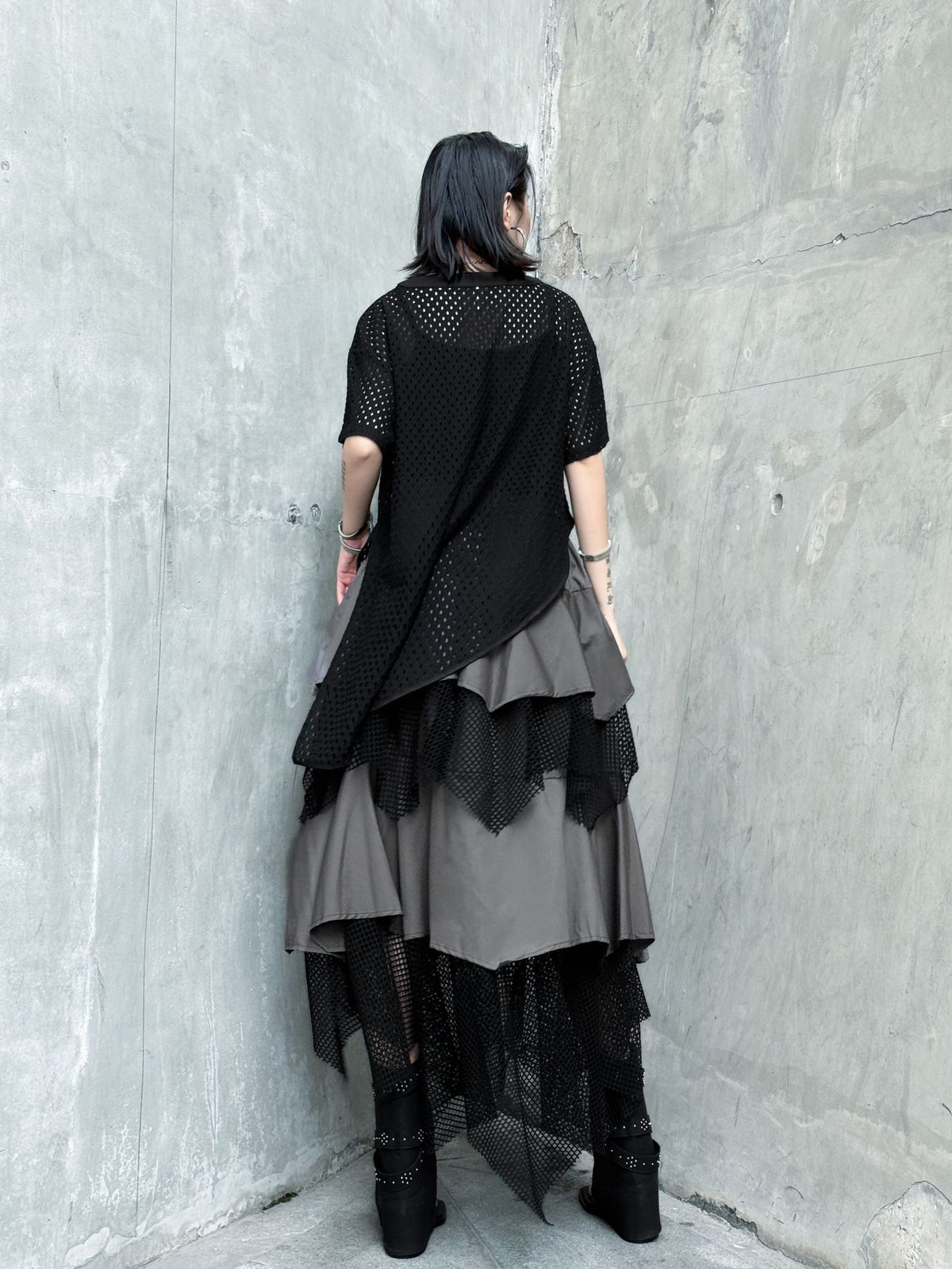 Mesh front cut top 