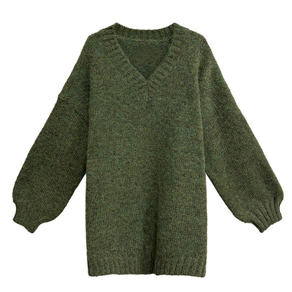 Vネックルーズニットセーター