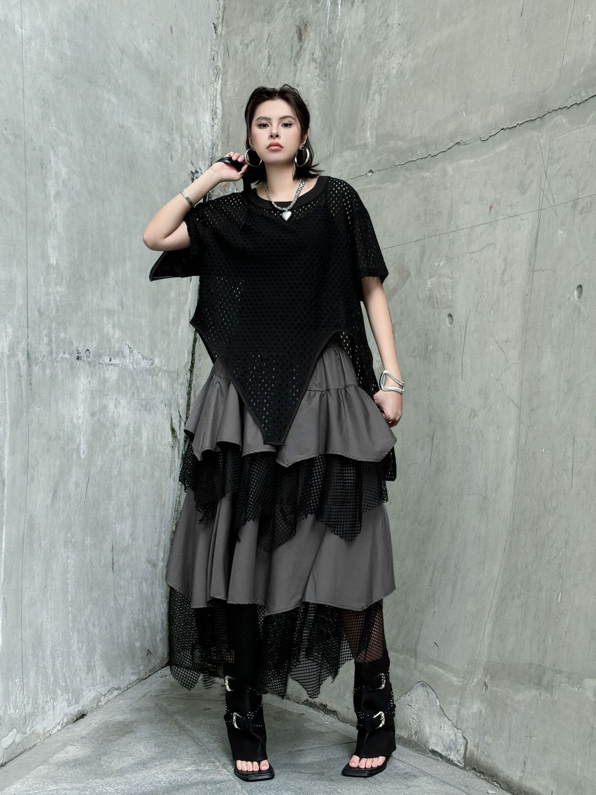 Mesh front cut top 