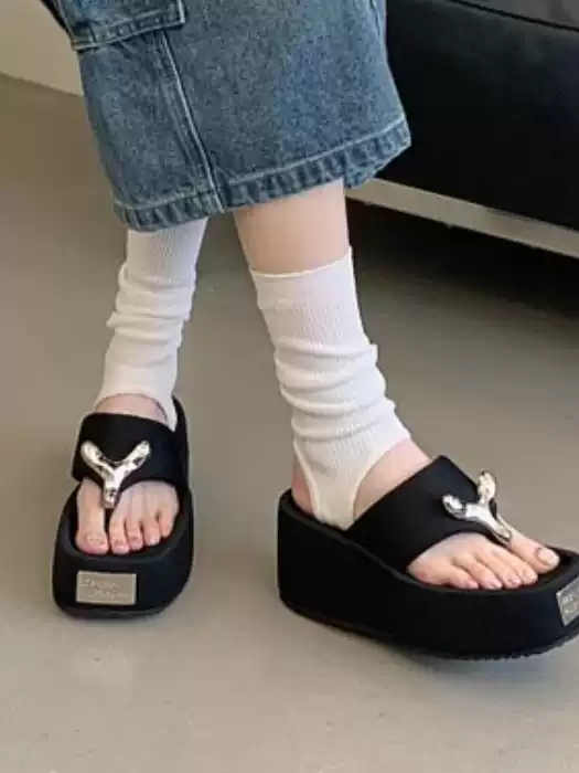 メタルノットプラットフォームサンダル