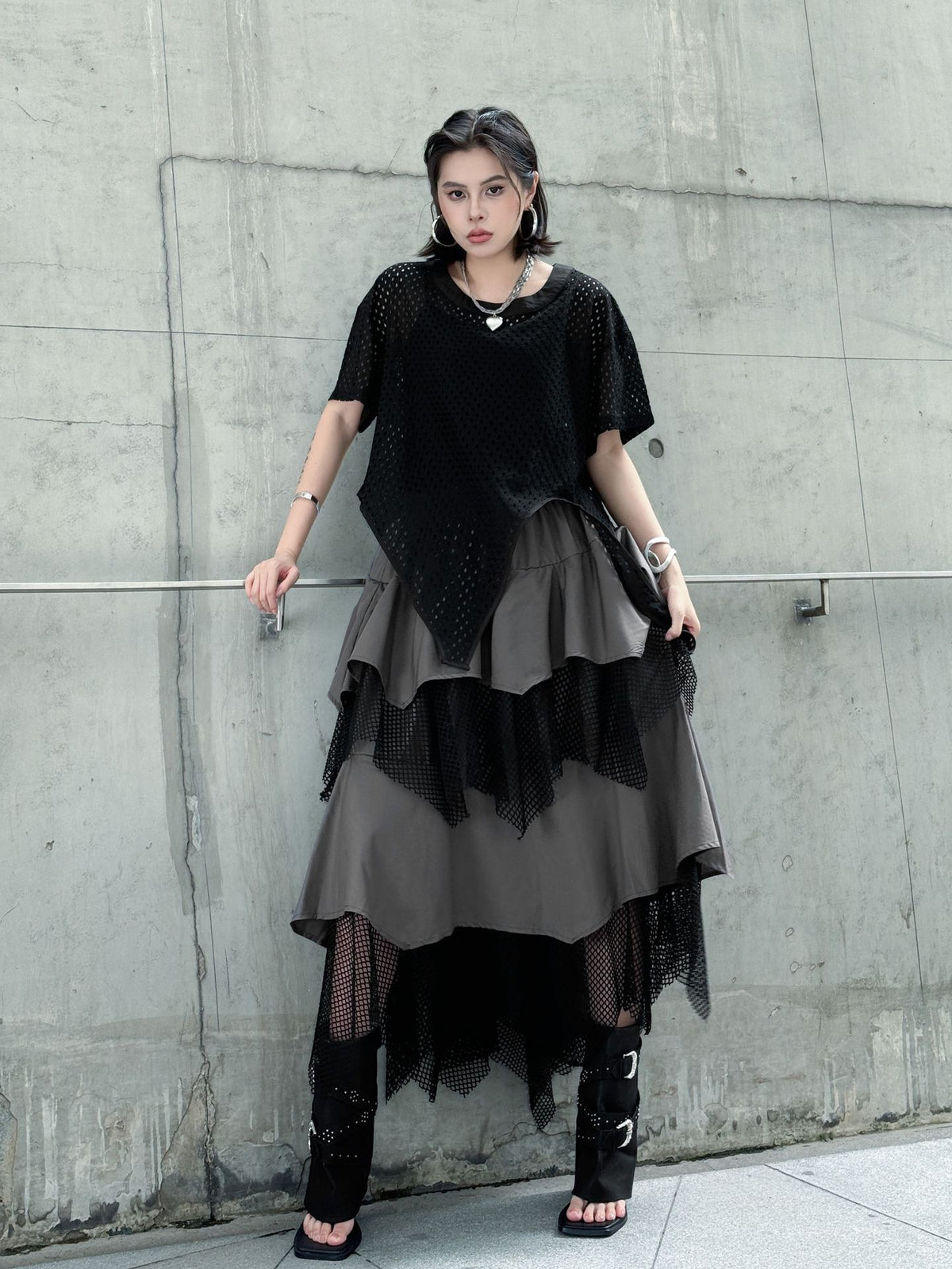 Mesh front cut top 