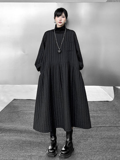 キルティッドハイネックボリュームドレス