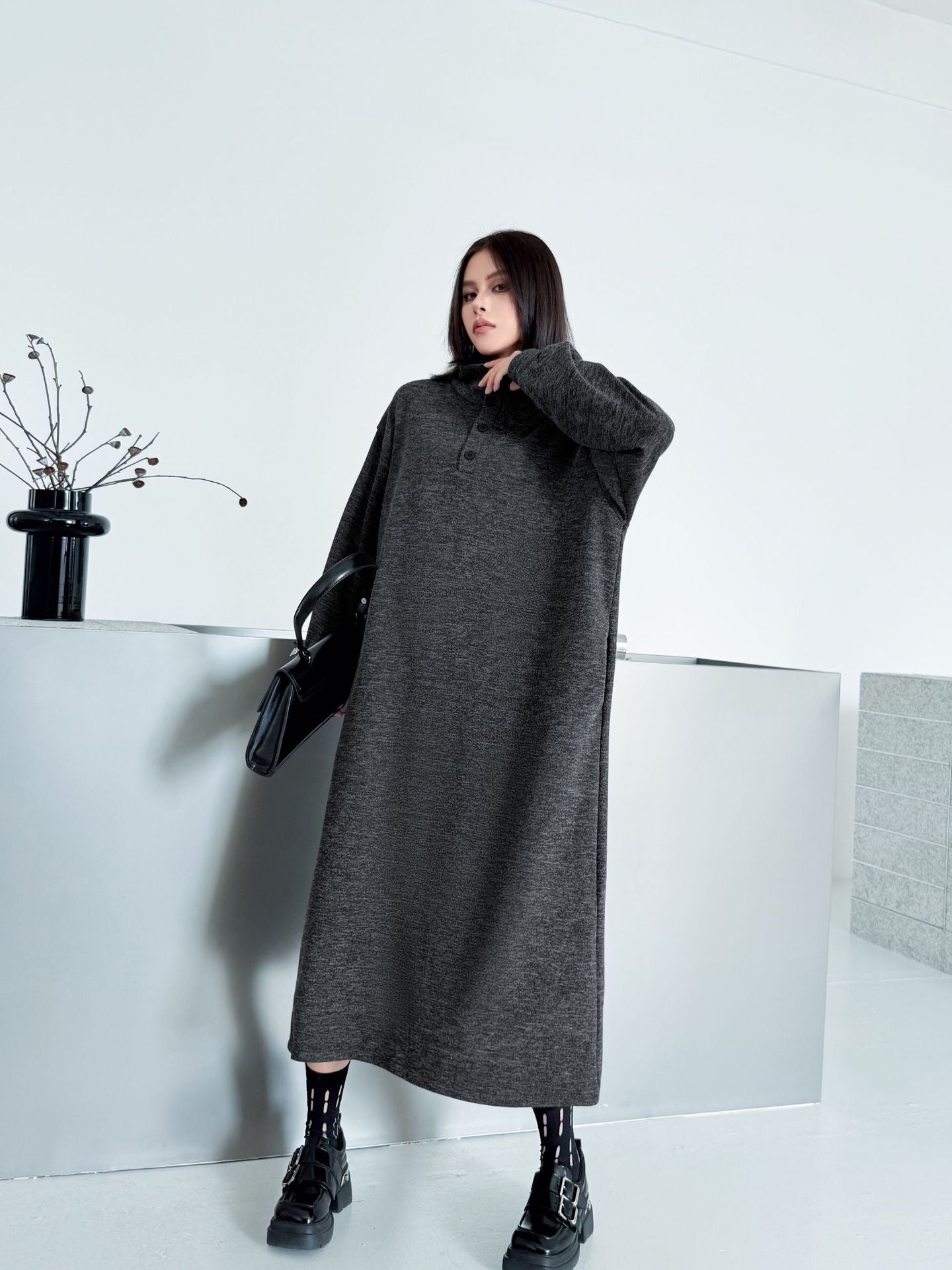 ハイネックボタンロングドレス