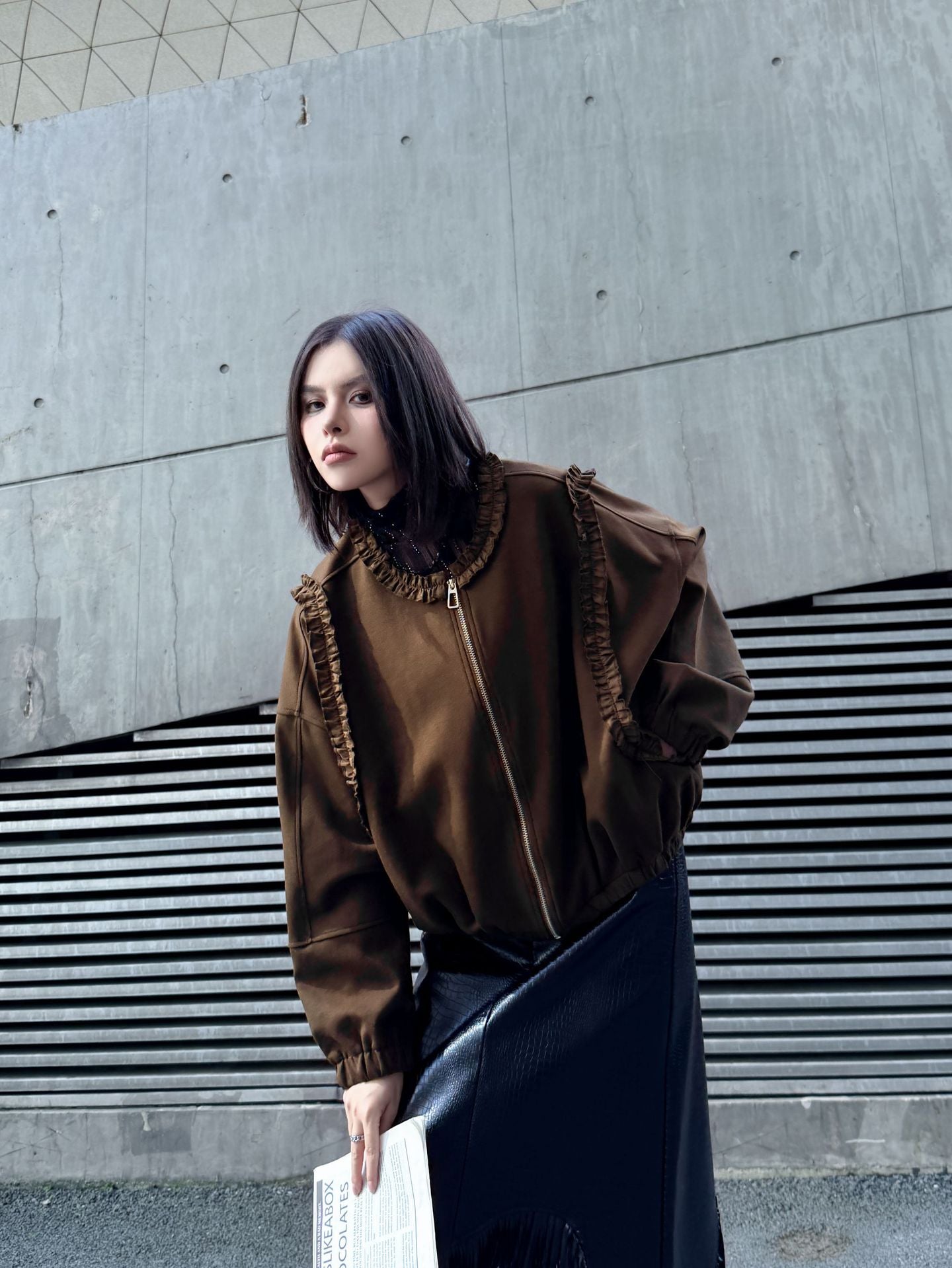 フリルジップアップジャケット