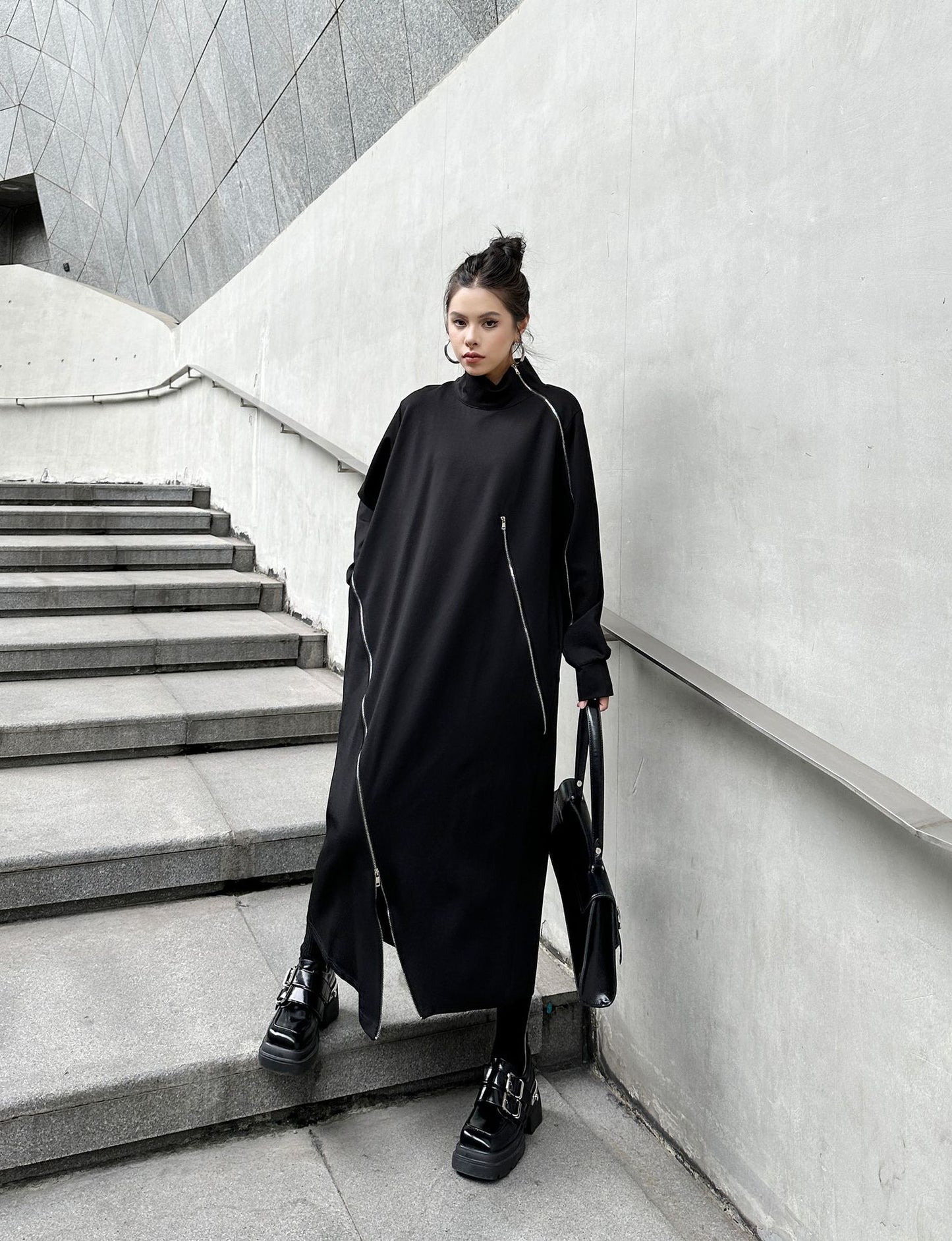 ジップラインハイネックロングドレス