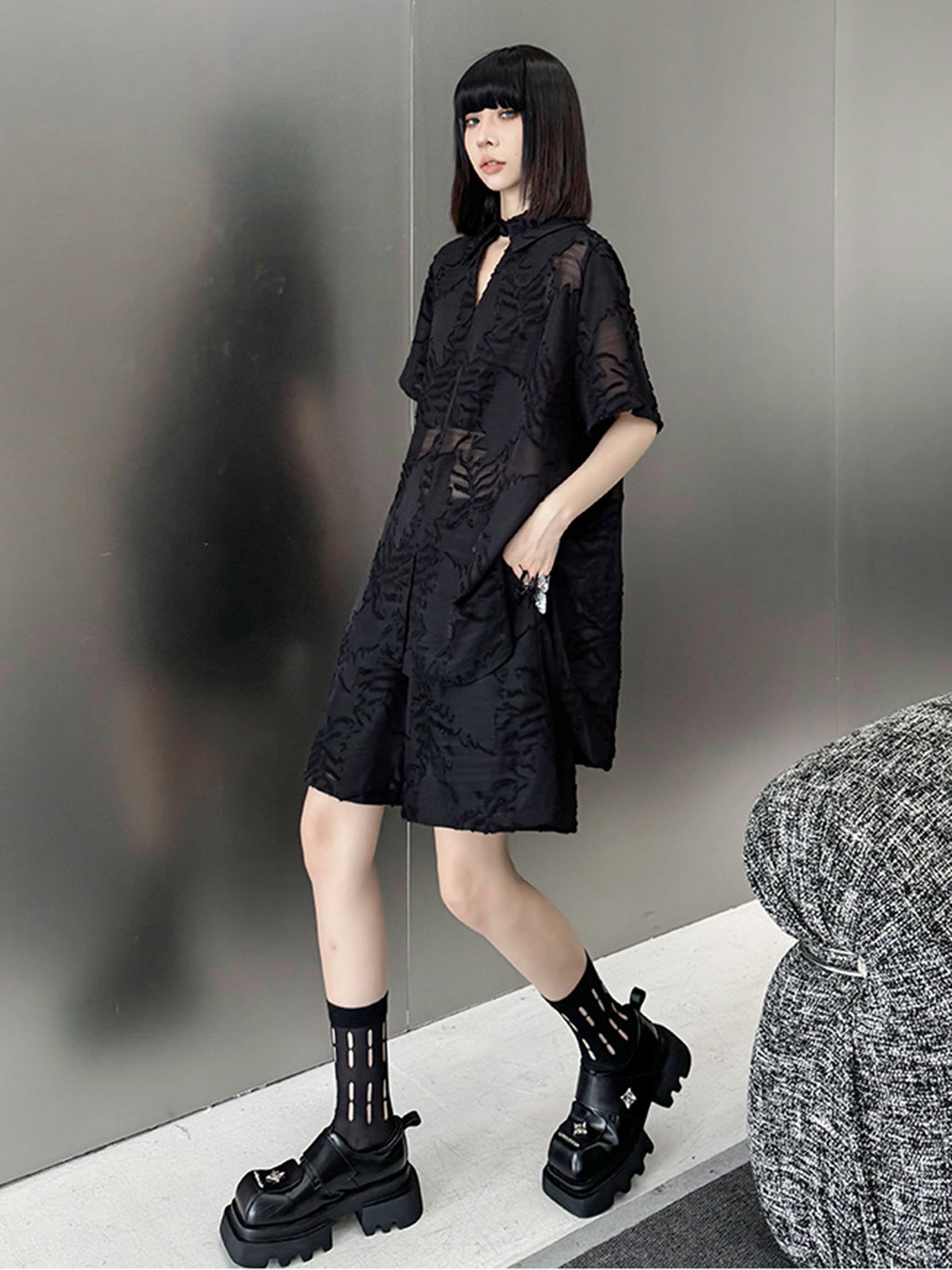 Sheer jacquard shirt and shorts 