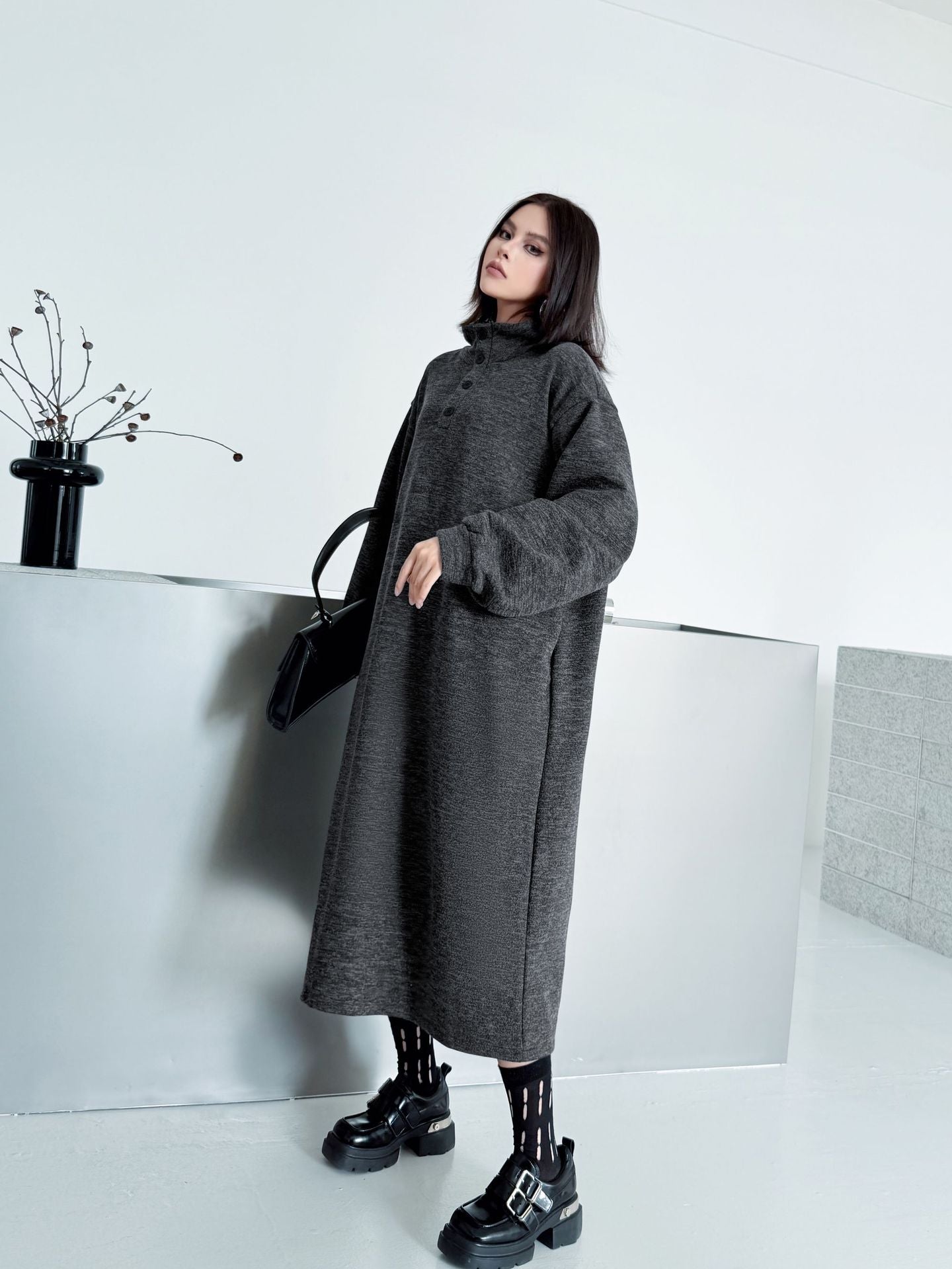 ハイネックボタンロングドレス