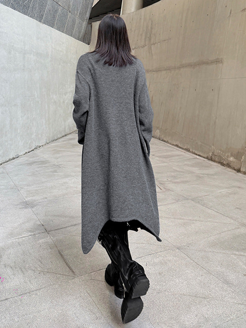 ハイネックフロントスリットニットトップ