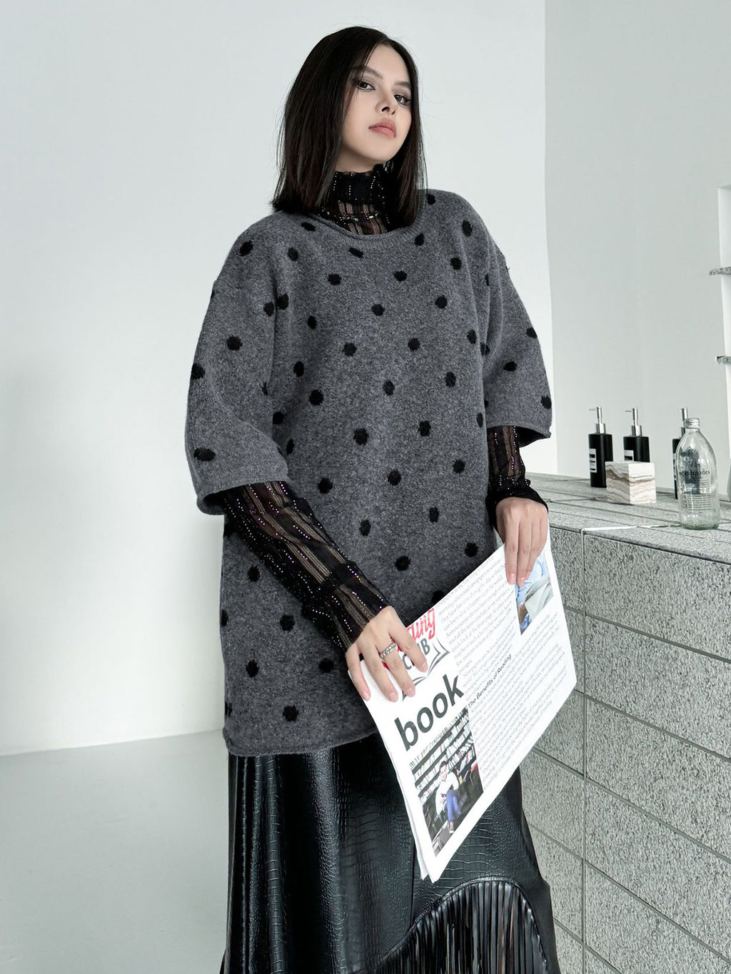 ドットフロッキーニットトップス