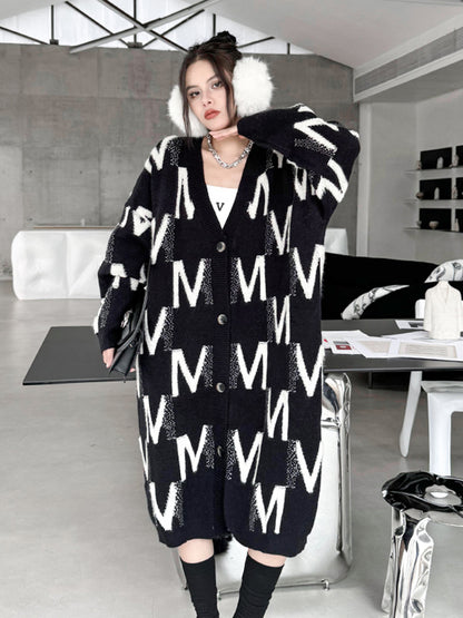 エムパターンロングニットドレス