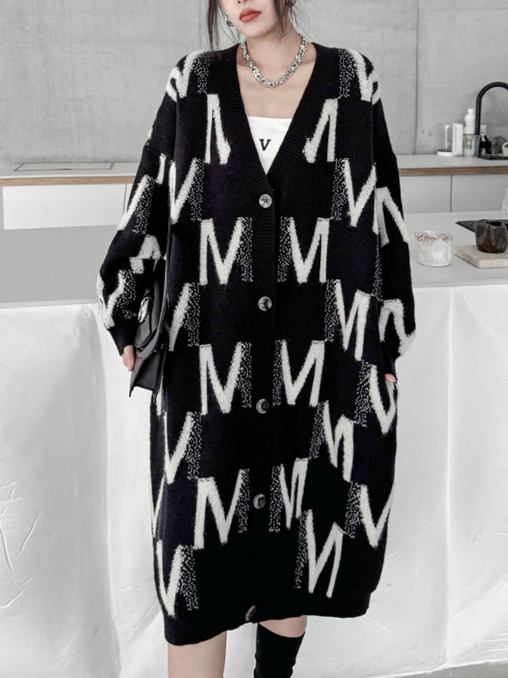 エムパターンロングニットドレス
