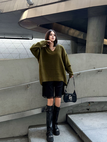 Vネックオーバーセーター