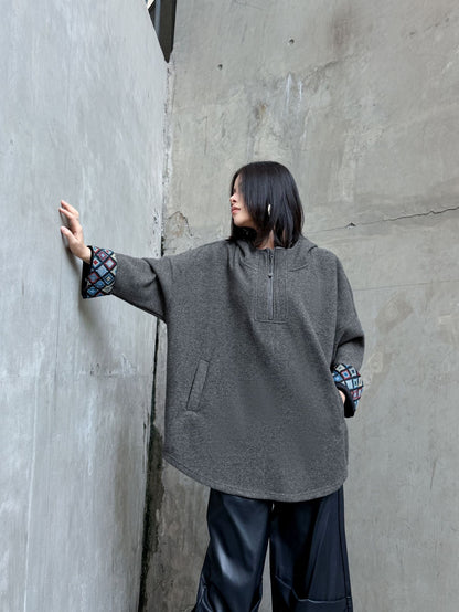 フードエンブロイダリーフリーストップス