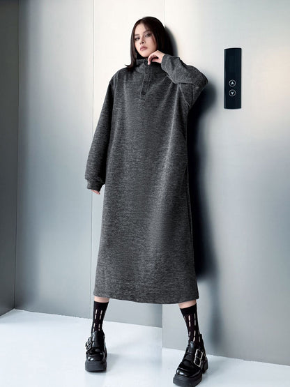 ハイネックボタンロングドレス