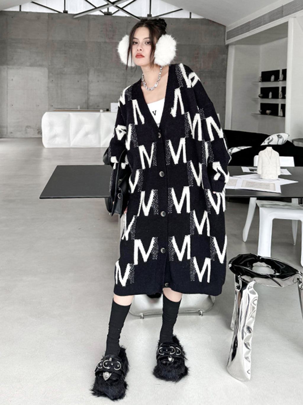 エムパターンロングニットドレス