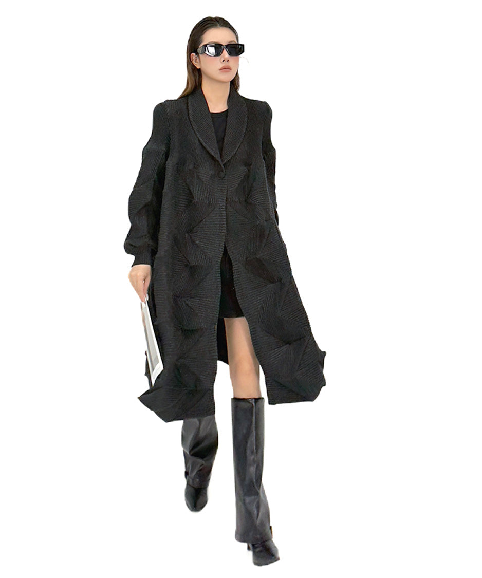 ジオメトリックプレスロングコート