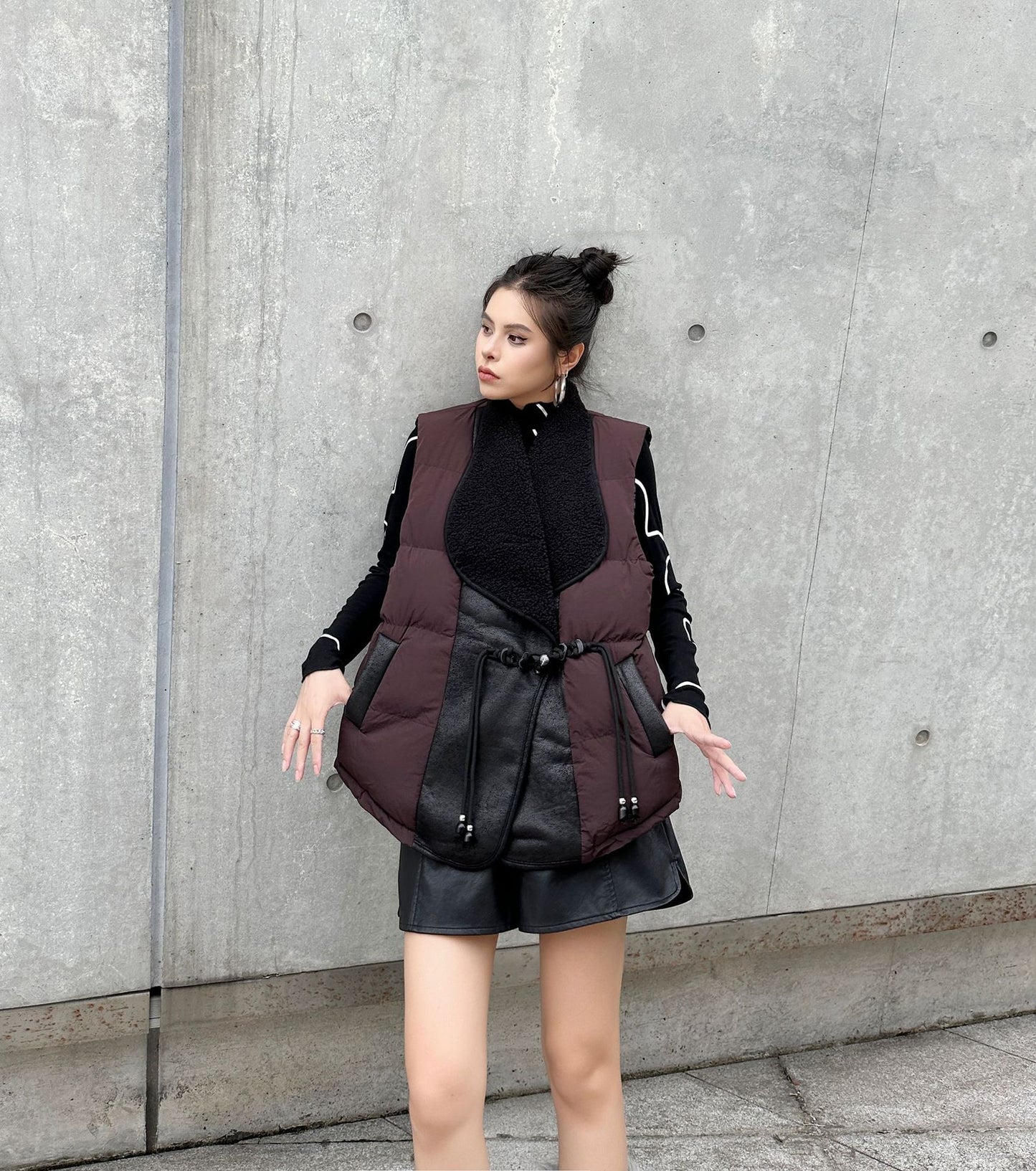 シープカラーブロックダウンベスト