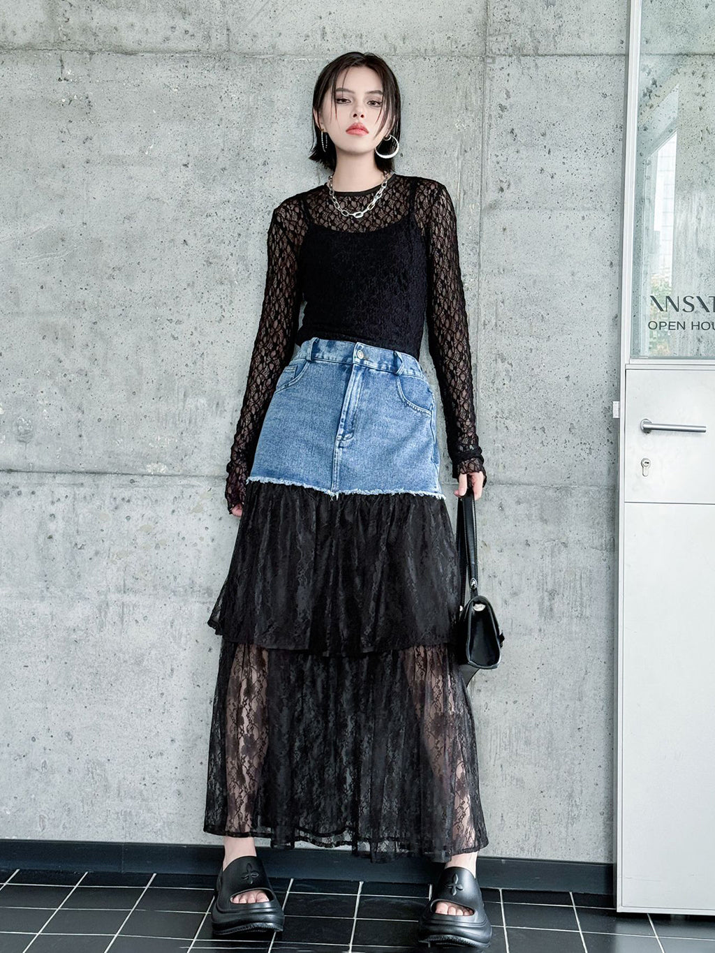 Denim and lace combination skirt 