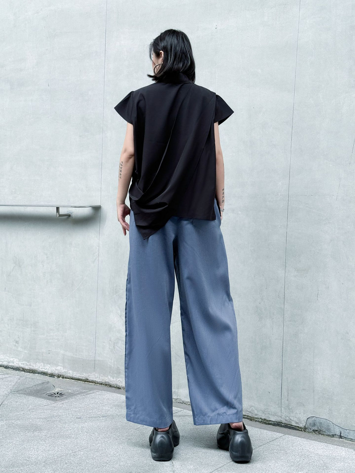 Scarf tie blouse and denim pants series 