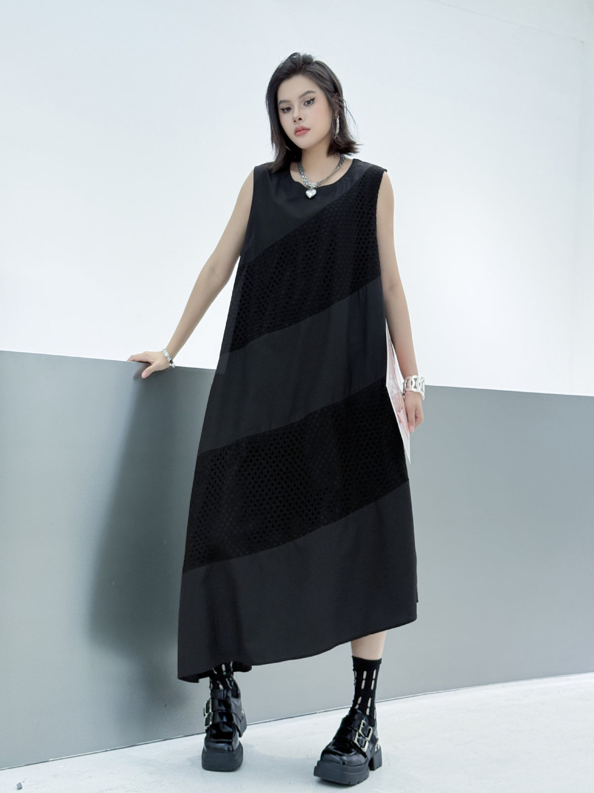 panel cut dress 