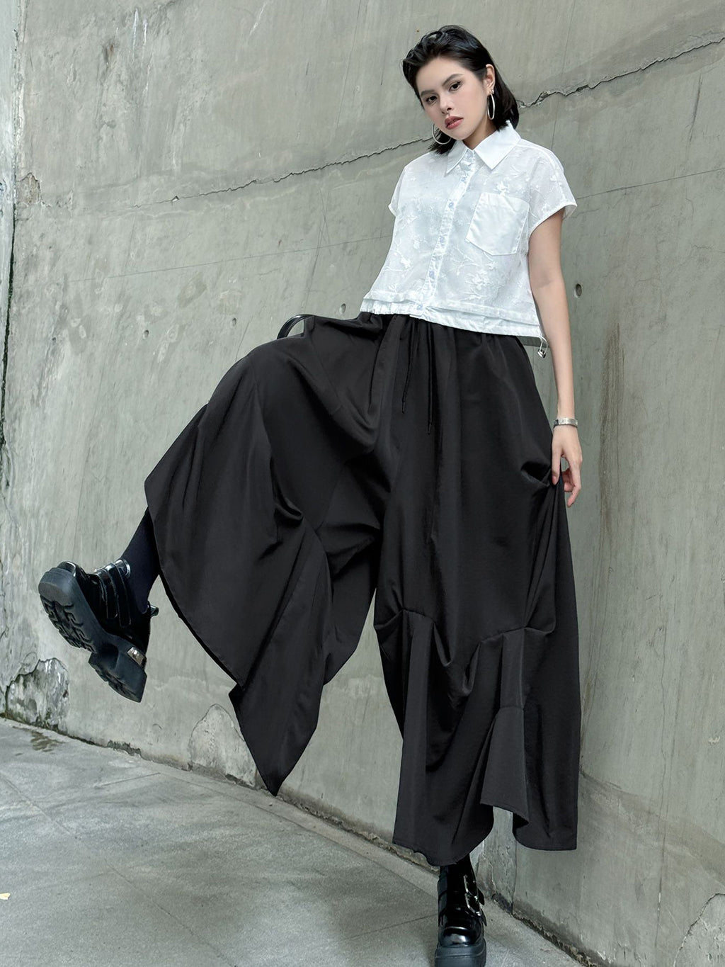 Gathered design wide pants 