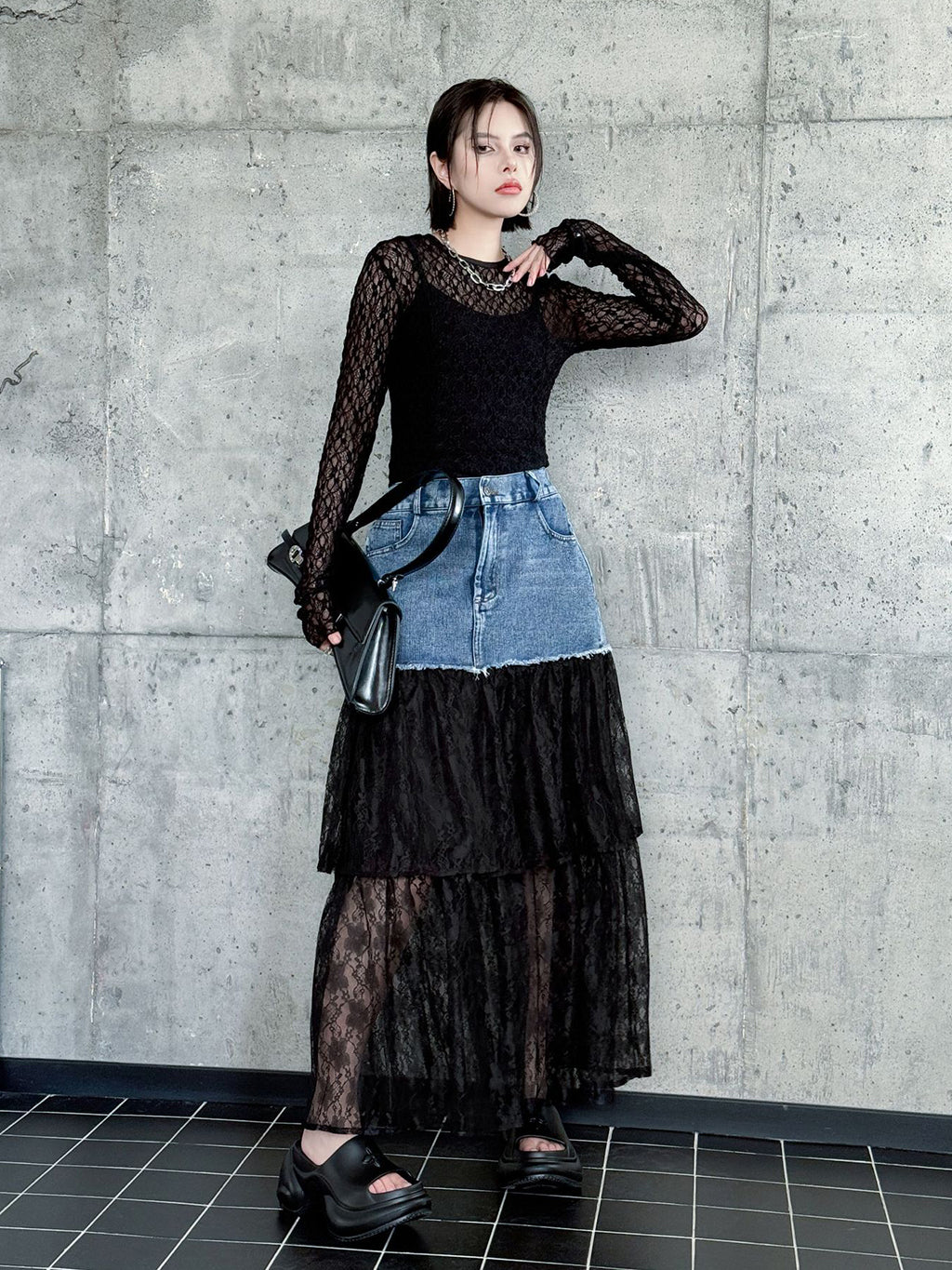 Denim and lace combination skirt 