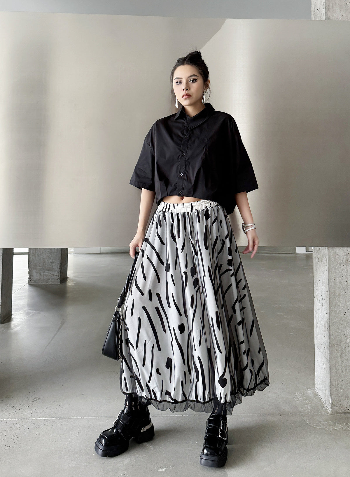 Scarf tie blouse and denim pants series 