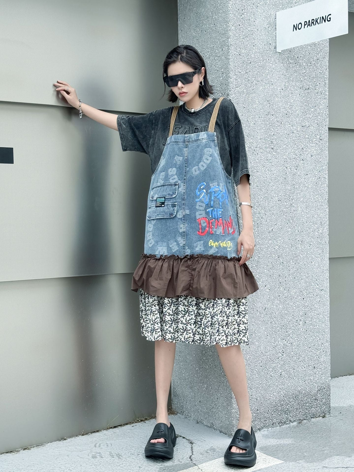 Scarf tie blouse and denim pants series 