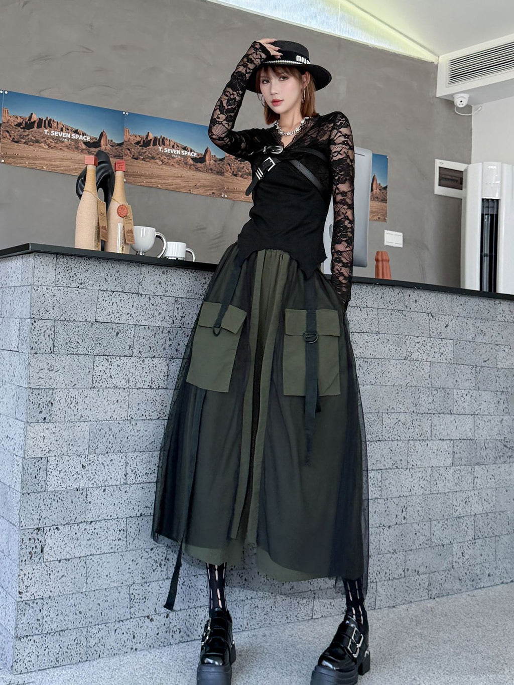 Mesh layered cargo pants 