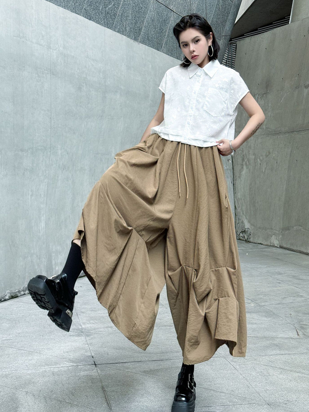 Gathered design wide pants 