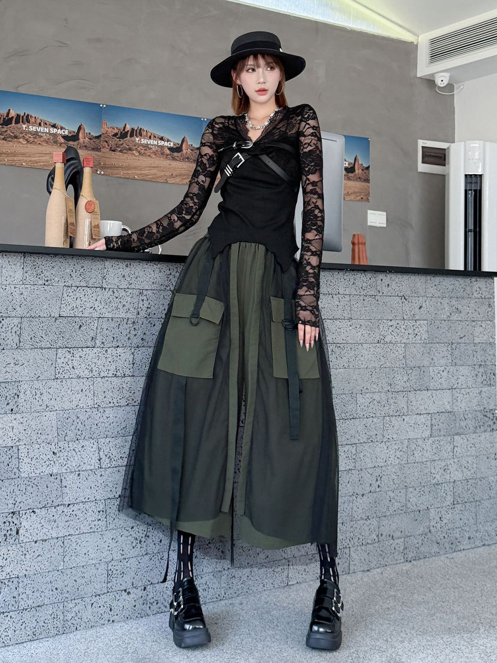 Mesh layered cargo pants 