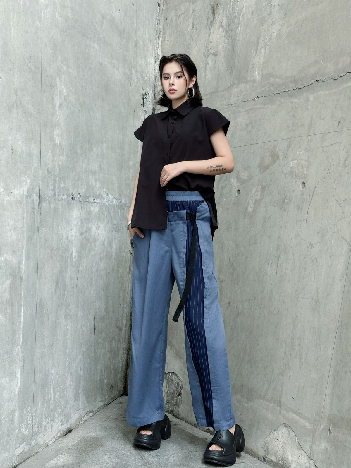 Scarf tie blouse and denim pants series 