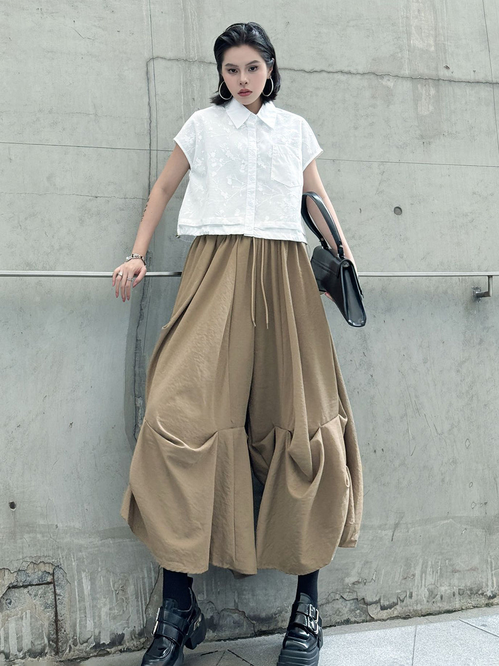 Gathered design wide pants 