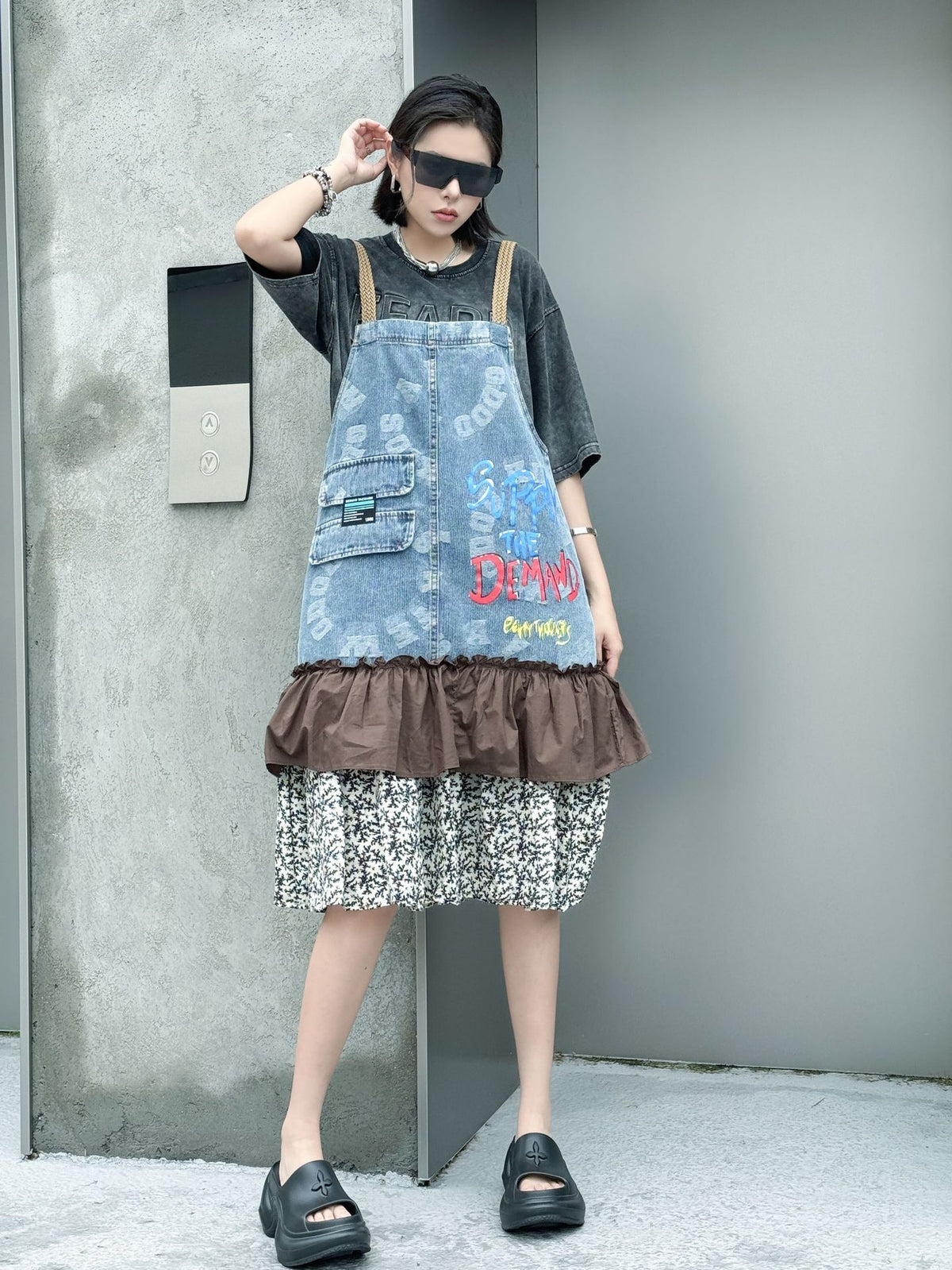 Scarf tie blouse and denim pants series 