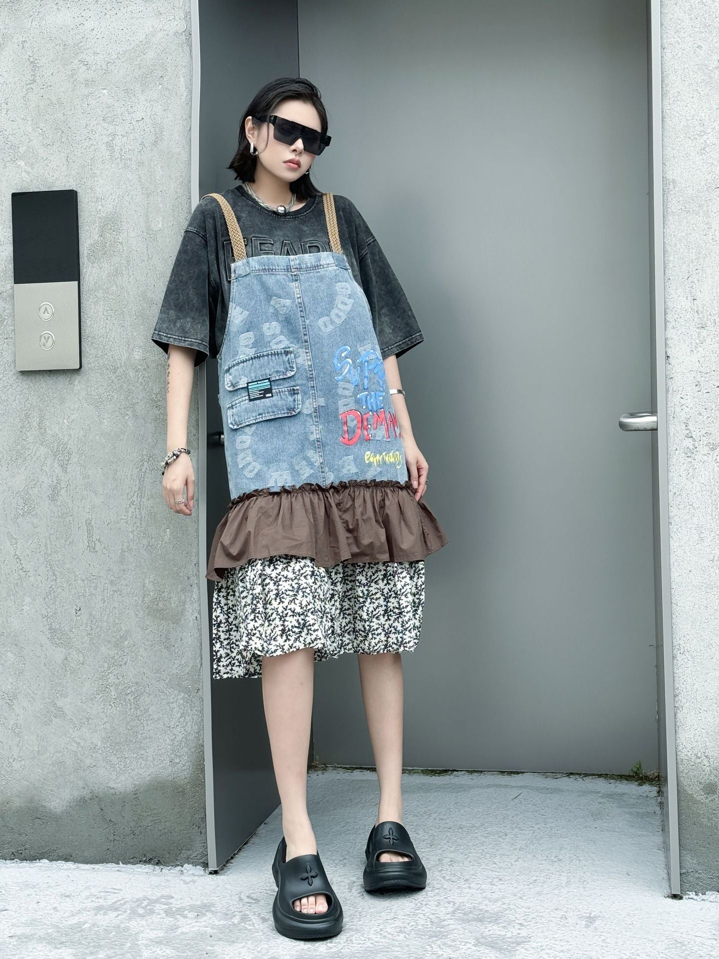 Scarf tie blouse and denim pants series 
