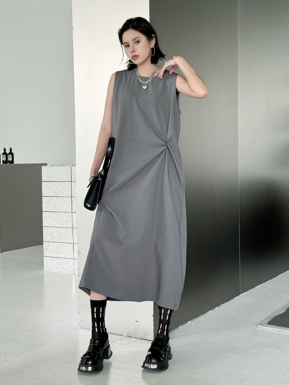 Draped sleeveless dress 