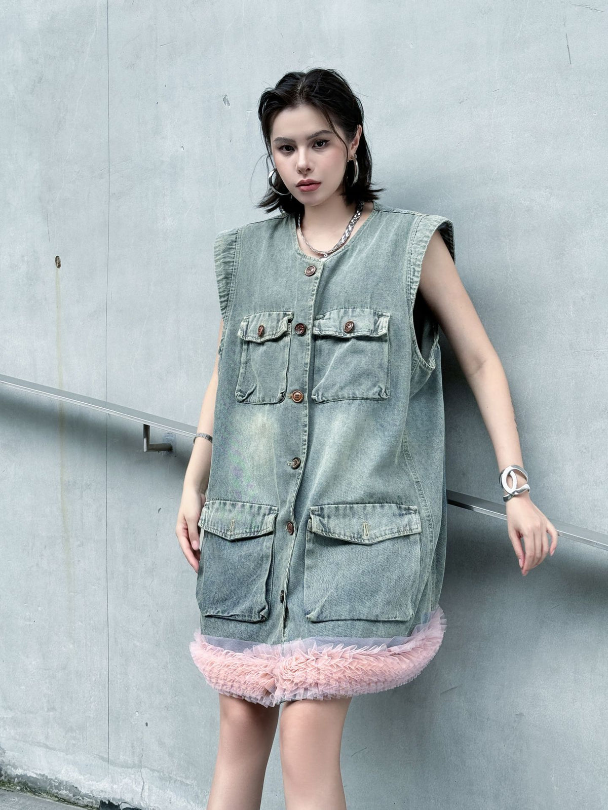 Scarf tie blouse and denim pants series 