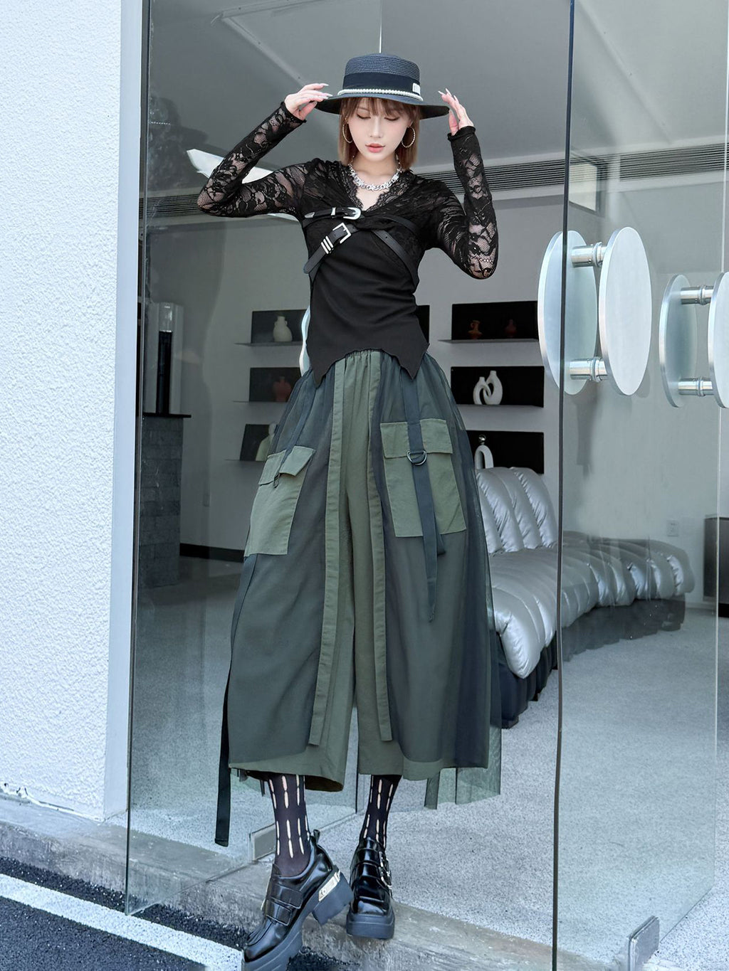 Mesh layered cargo pants 
