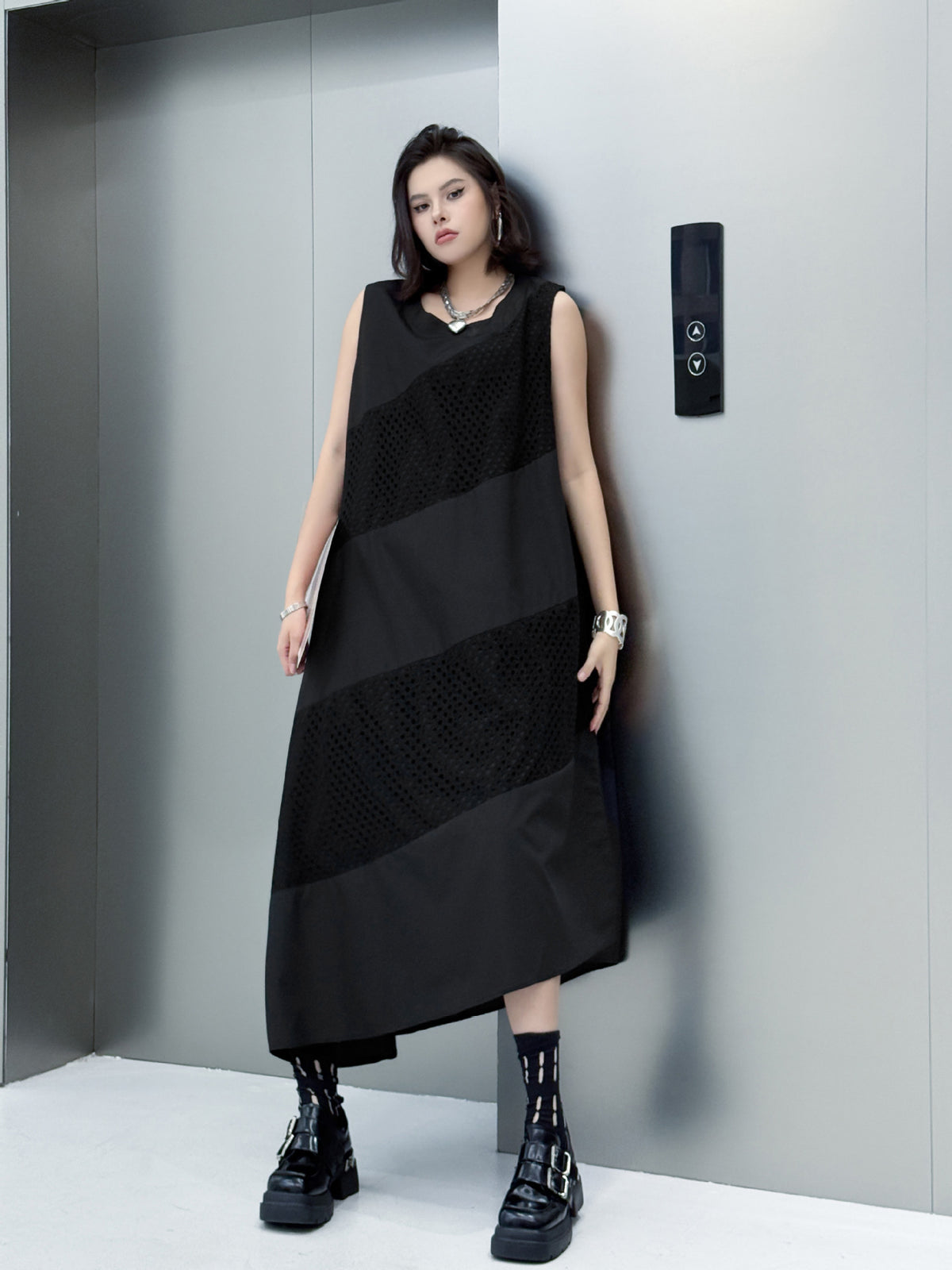 panel cut dress 