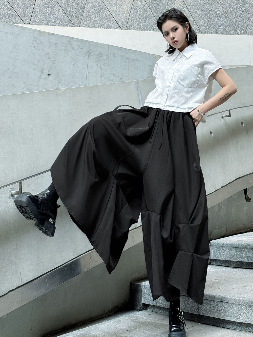 Gathered design wide pants 