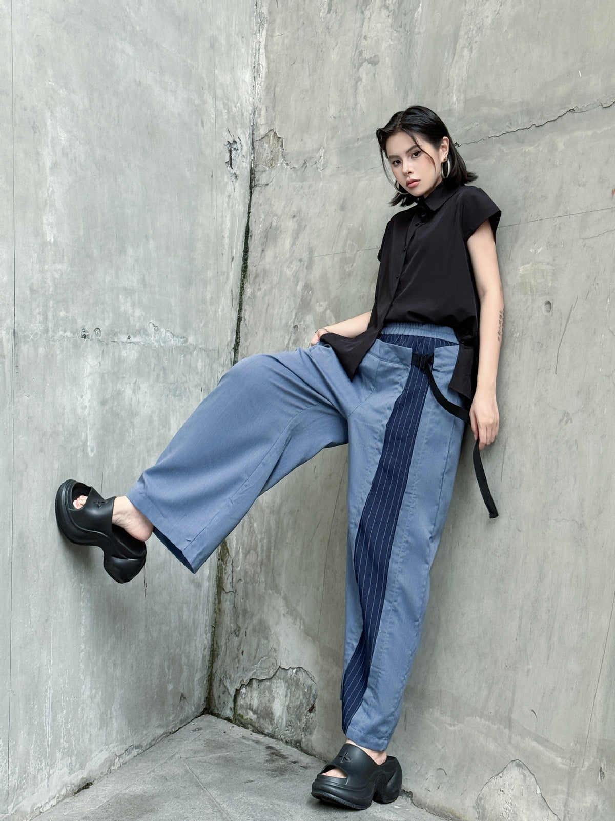 Scarf tie blouse and denim pants series 