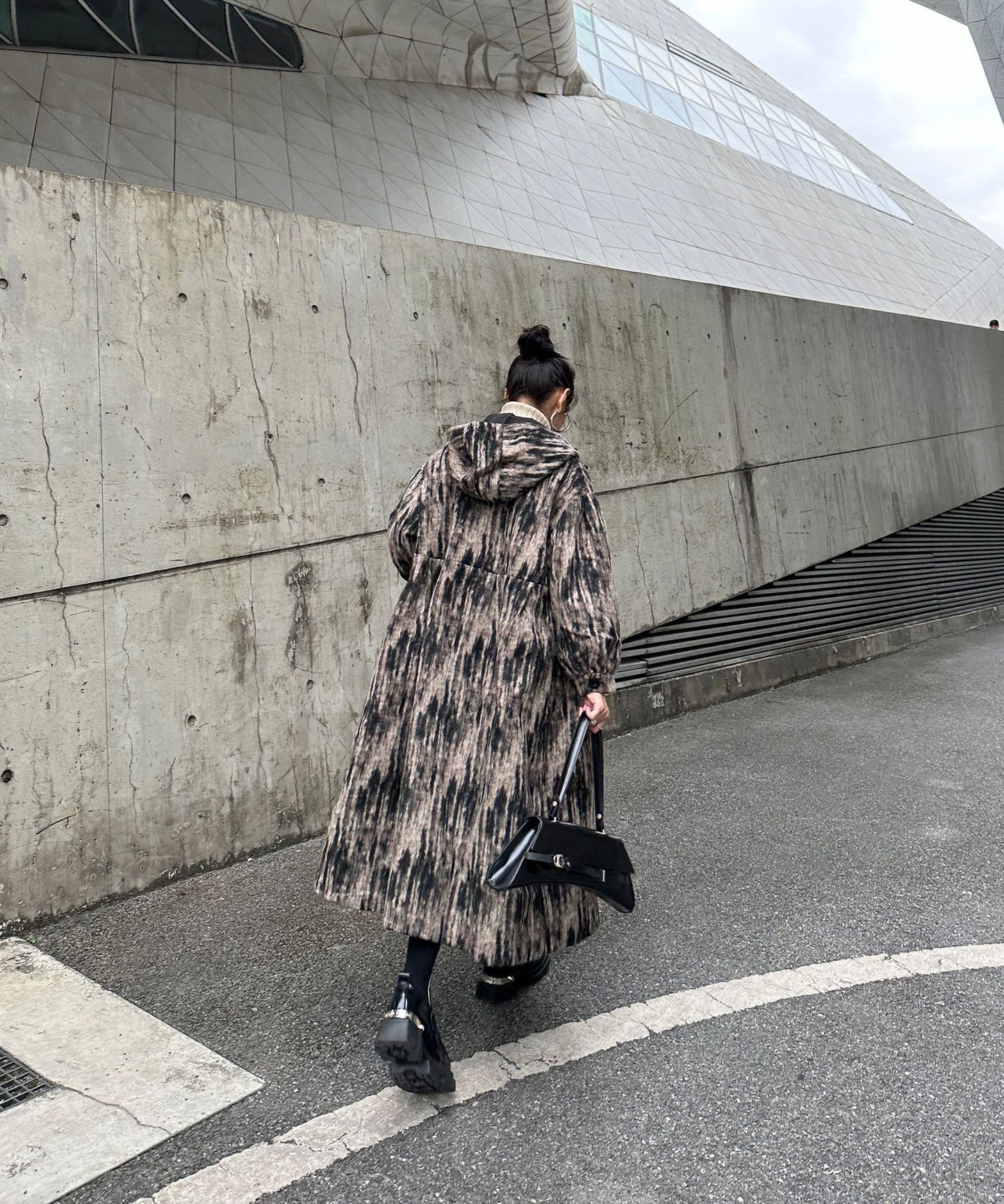 シャドウジャカードロングコート